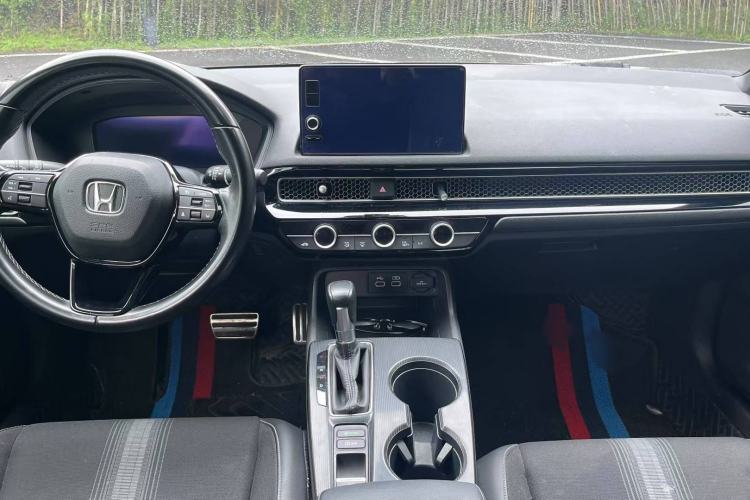 Used Honda Civic 2022 240TURBO CVT Dynamic Edition
