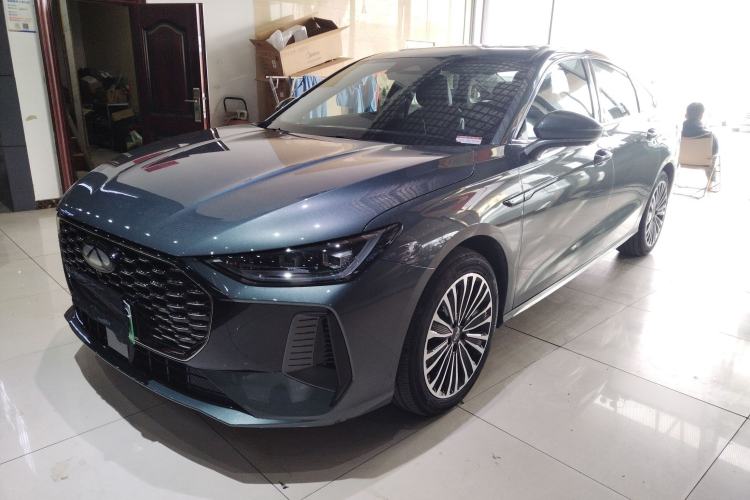 Used Chery Fengyun A8L 2025 1.5 TGDI 145 km Luxury Version
