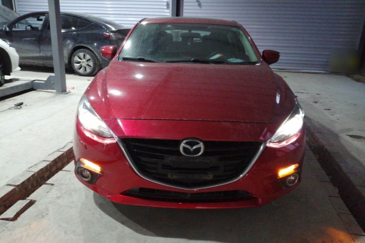 Used Mazda Mazda 3 Axela 2014 Hatchback 2.0L Automatic Flagship Model