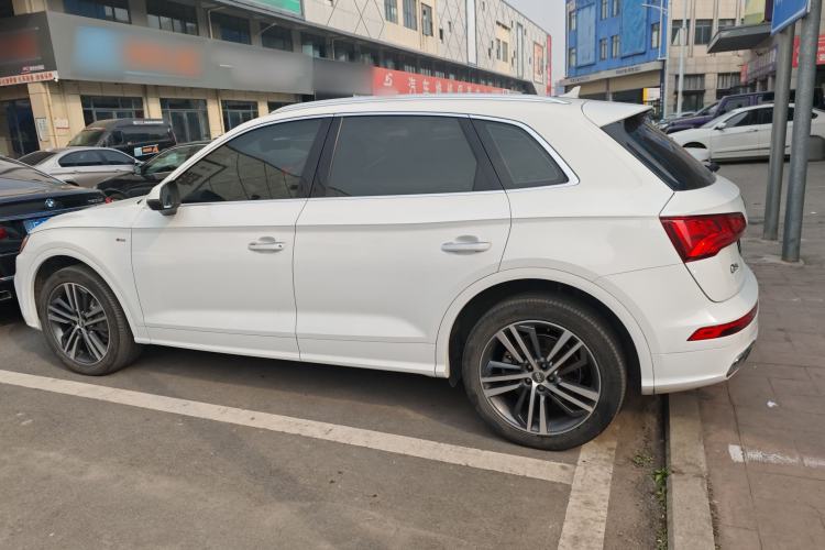 Used Audi Q5L 2020 Updated 40 TFSI Prestige Fashion Edition
