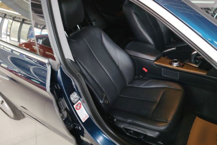 Used BMW 3 Series GT 2013 328i Sport Design Package
