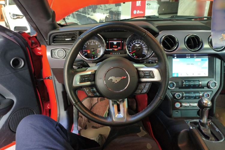 Used Ford Mustang 2015 2.3T Automatic U.S.-Spec Version