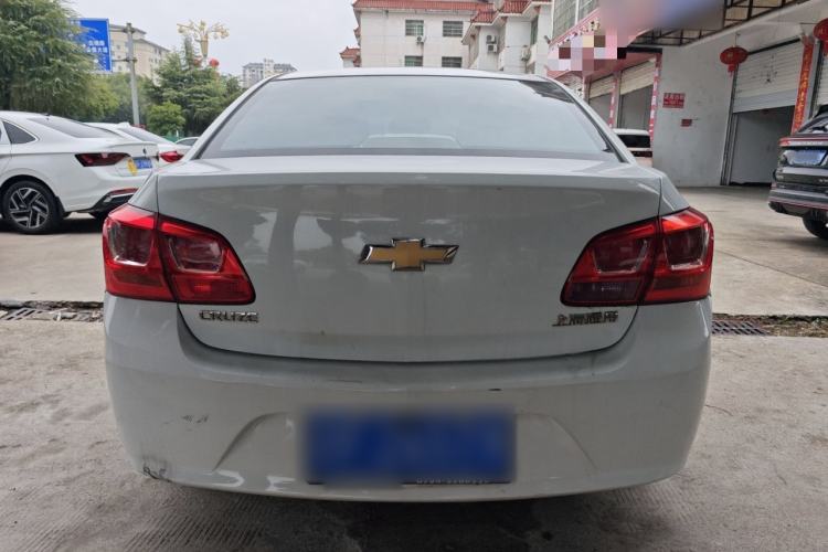 Used Chevrolet Cruze 2015 1.5L Classic SL MT
