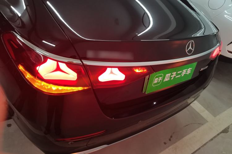 Used Mercedes-Benz E-Class New Energy 2024 E 350 e L Plug-in Hybrid Sedan
