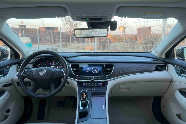 Used Buick LaCrosse 2021 Avenir Avia First-Edition Model
