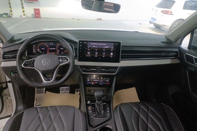 Used Volkswagen Tiguan L 2022 330TSI Automatic Two-Wheel Drive R-Line Enhanced Edition
