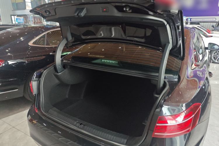 Used Volkswagen Passat 2022 330TSI Starry Luxury Edition
