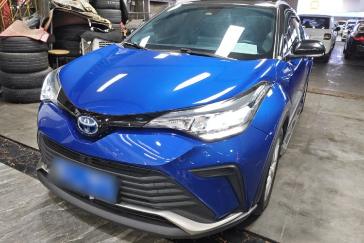 Used Toyota IZOA 2021 Dual-Motor 2.0L Yi Xing Edition