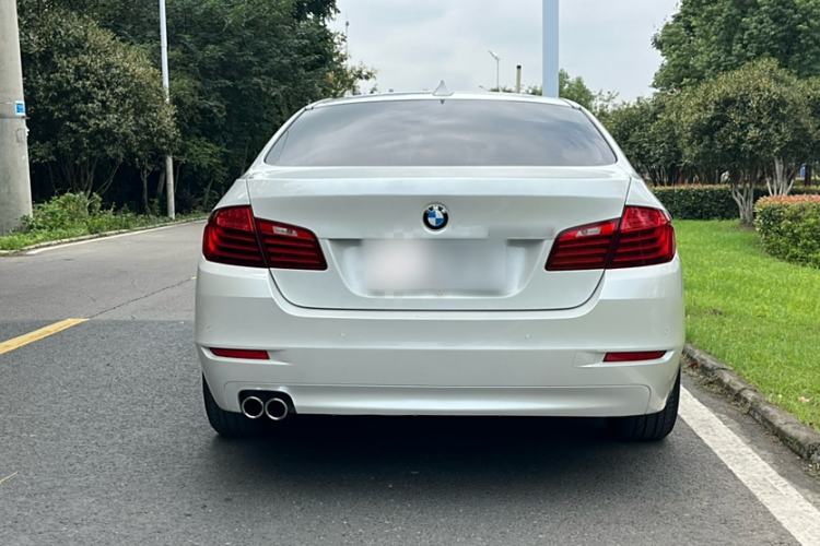 Used BMW 5 Series 2017 525Li Leading Model
