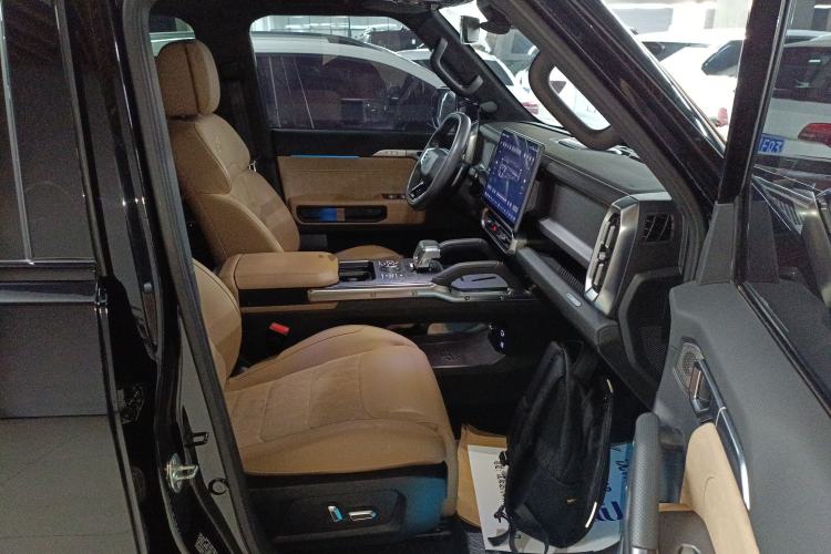 Used JETOUR Traveler 2023 2.0T All-Wheel Drive CrossPRO+