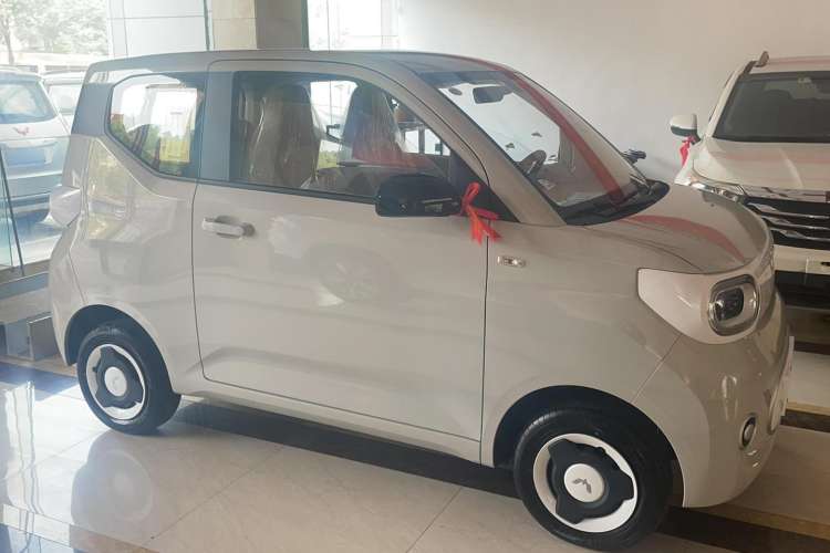 Used Wuling Hongguang MINIEV 2024 3rd Generation 215km Youth Edition
