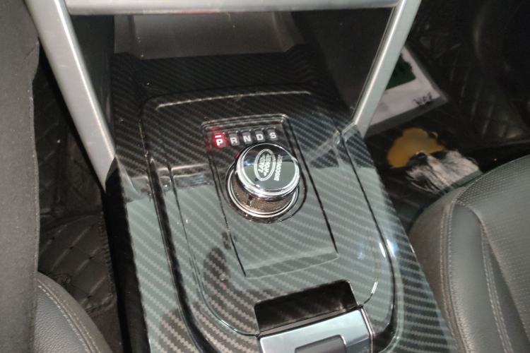 Used Land Rover Discovery Sport 2019 240 PS SE Version China VI Standard
