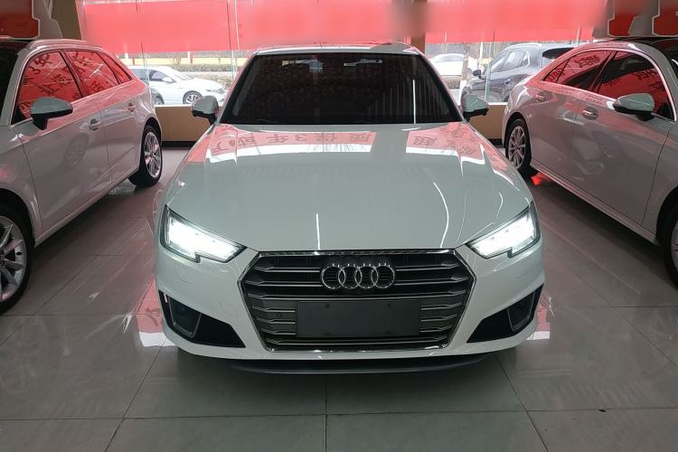 Used Audi A4L 2019 40 TFSI Fashion Version China V
