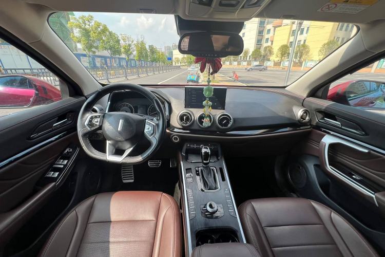 Used Wey VV5 2017 2.0T Ultra-Luxury Version
