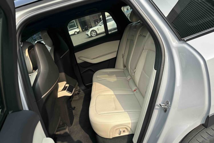 Used Nio ES6 2024 75 kWh
