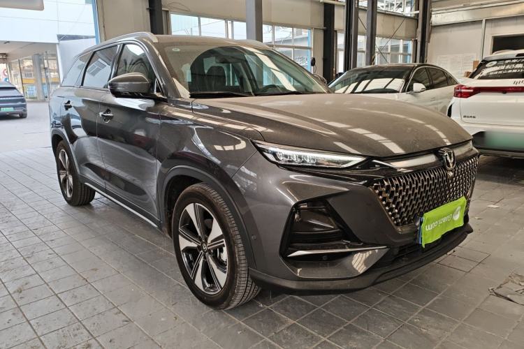 Used Changan X7 PLUS 2024 1.5T Automatic Luxury 7-Seater
