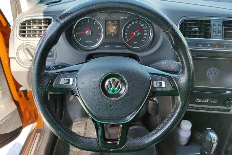 Used Volkswagen Polo 2014 1.6L Cross Polo Automatic