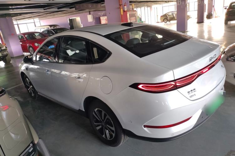 Used BYD Qin PLUS 2025 DM-i Smart Drive 120KM Superior Model
