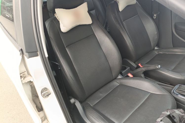 Used Volkswagen Polo 2016 1.6L Automatic Comfort Model
