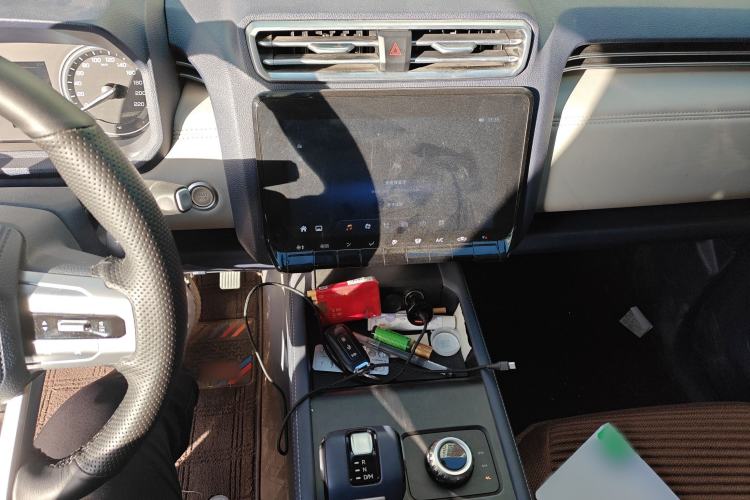 Used JMC DaDao 2023 All-Purpose Model 2.3T Diesel Manual 4x4 Standard-Wheel Comfort Edition
