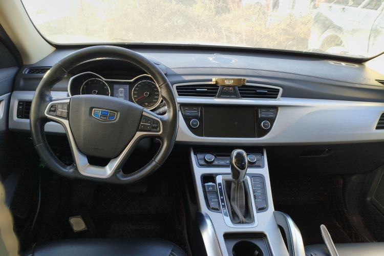 Used Geely Auto Emgrand X7 Sport 2016 1.8TD Automatic ZhiShang Model
