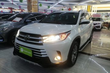 Used Toyota Highlander 2018 2.0T Two-Wheel Drive Elite Version 5 Seats China VI Standard