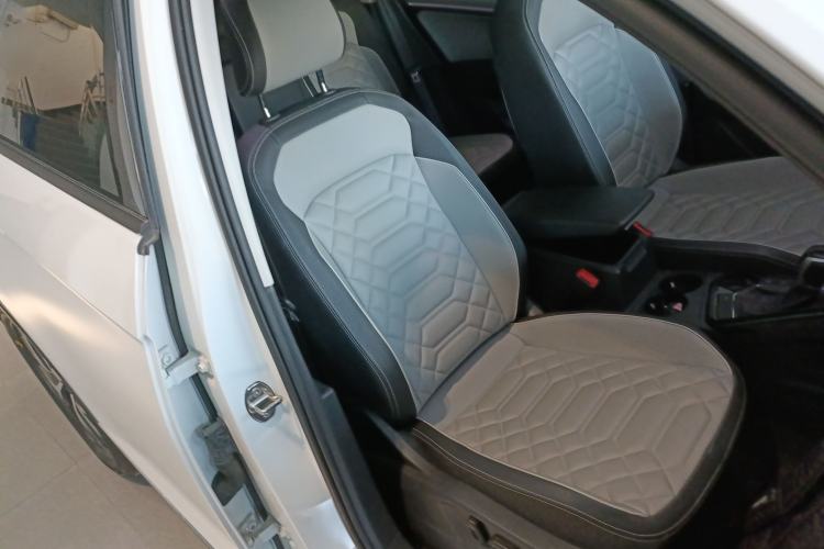 Used Volkswagen Tayron 2023 300TSI Two-Wheel-Drive Luxury Plus Advanced Edition