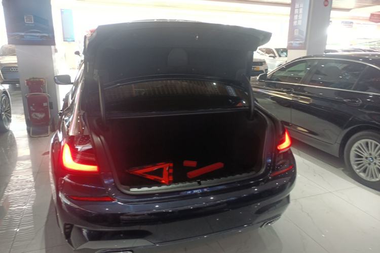 Used BMW 3 Series 2022 Restyled 320Li M Sport Package
