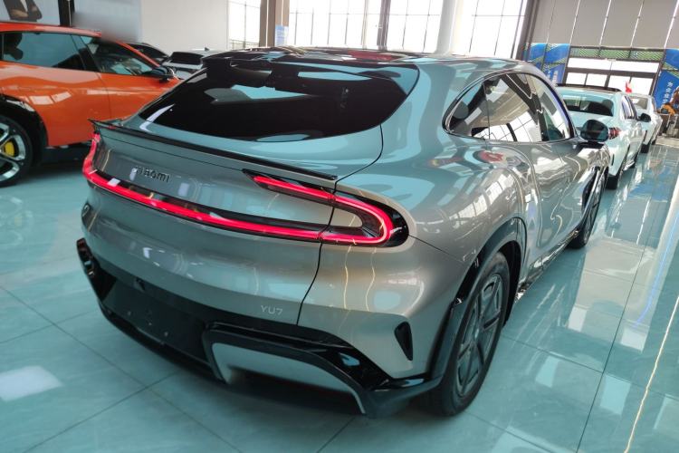 Used  YU7 2025 Ultra-Long Range All-Wheel Drive Pro Version
