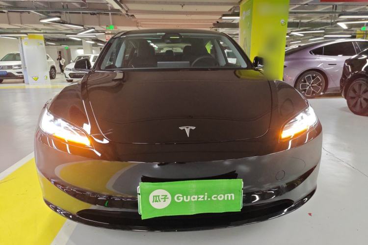 Used Tesla Model 3 2023 Long-Range All-Wheel-Drive Version
