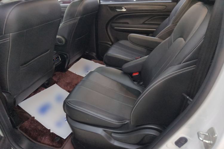 Used GAC Trumpchi M6 2021 270T DCT Luxury Edition (7-seater)
