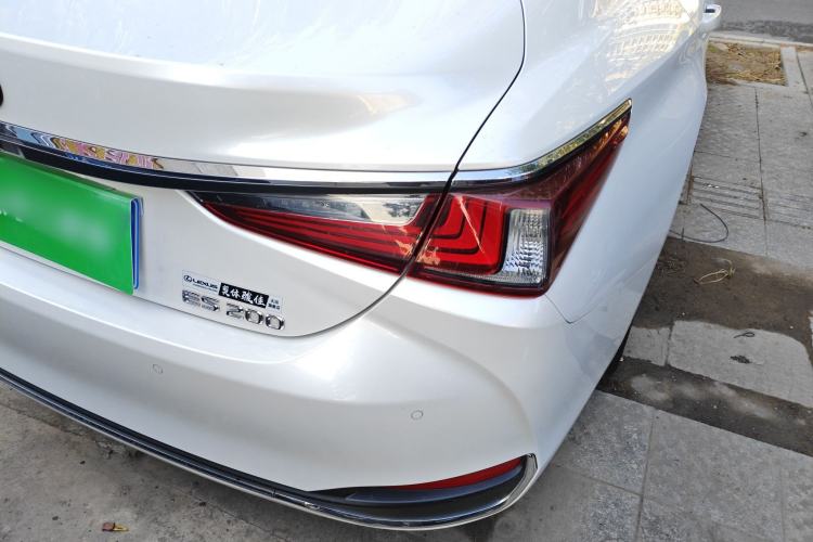 Used Lexus ES 2020 200 Excellence Edition