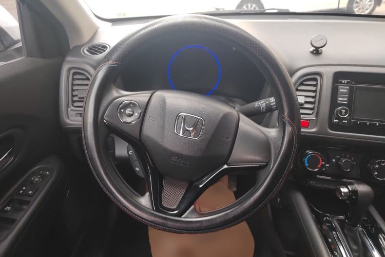 Used Honda Vezel 2015 1.5L CVT two-wheel drive Comfort trim