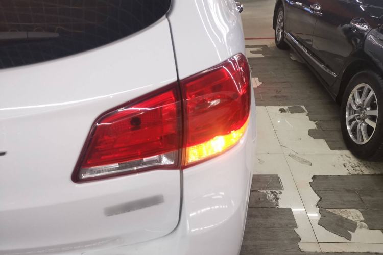 Used Haval H6 2016 Upgraded Model 1.5T Automatic Two-Wheel Drive Elite Version
