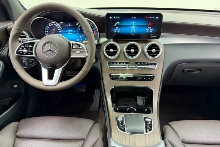 Used Mercedes-Benz GLC 2022 GLC 260 L 4MATIC Luxury Model