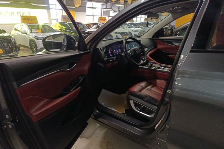 Used Changan CS75 PLUS 2022 1.5T Automatic Luxury Model
