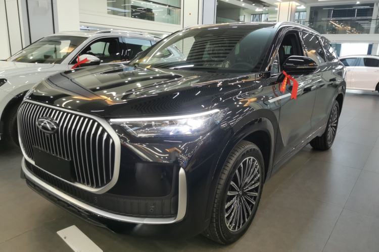 Used Chery Tiggo 9 2025 2.0T Dual-Clutch Two-Wheel Drive Luxury Edition 5 Seats