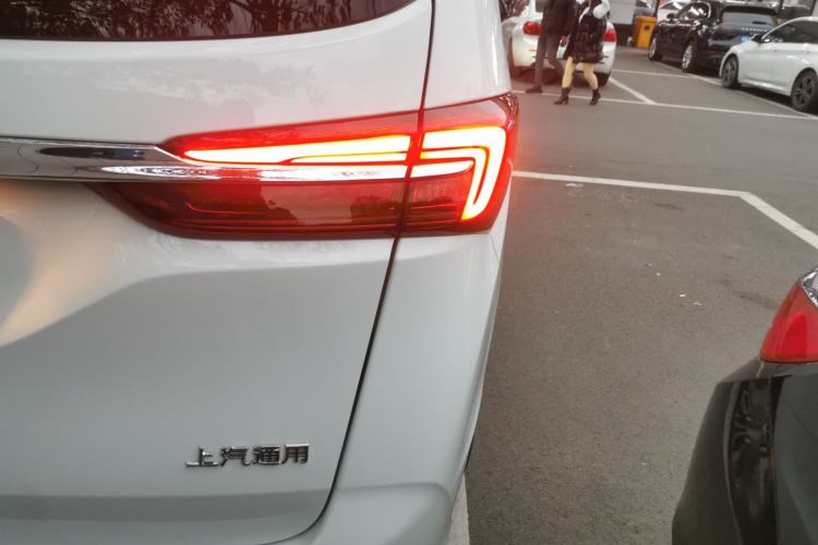 Used Buick GL8 2022 Land Business Class 652T Luxury Model
