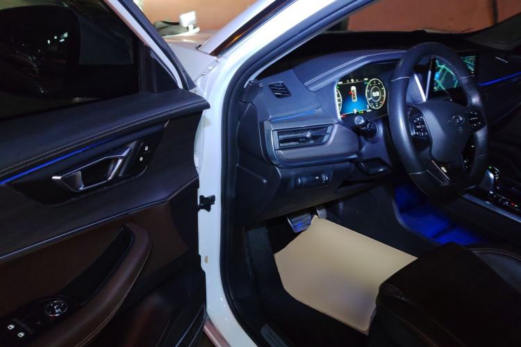 Used Chery Tiggo 8 2019 1.6 TGDI Automatic Prestige Model
