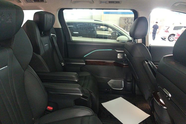 Used Hongqi HQ9 2023 2.0T Smart Connect Flagship Edition