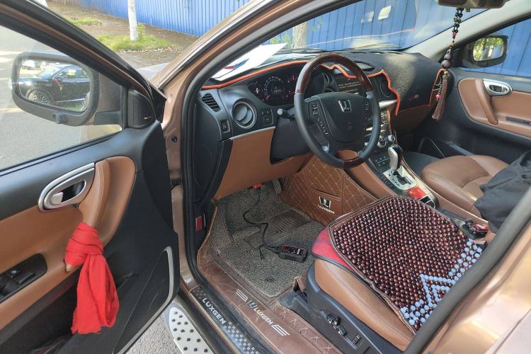 Used Luxgen Great 7 SUV 2013 Limited-Edition Sharp Edition 2.2T All-Wheel-Drive Prestige Model
