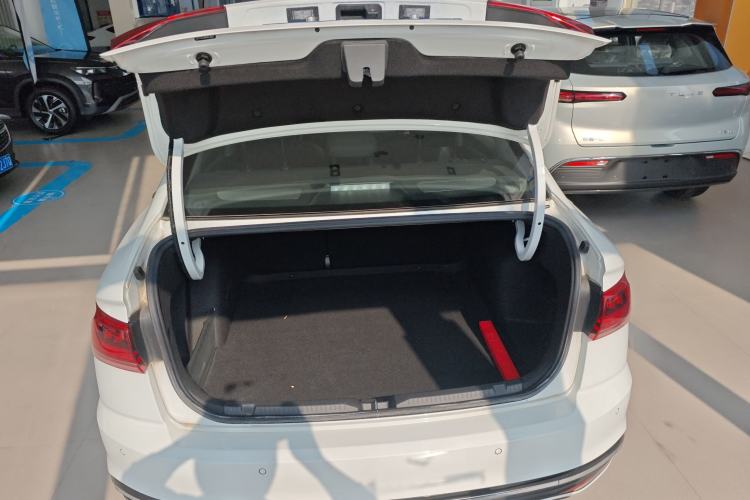 Used Volkswagen Bora 2024 200TSI DSG EnjoyDrive PRO Edition
