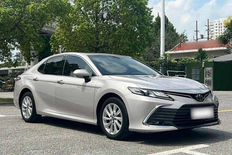 Used Toyota Camry 2021 2.0G Luxury Edition

