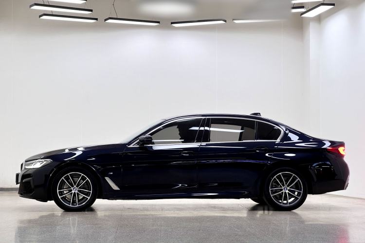 Used BMW 5 Series 2022 Restyled 525Li M Sport Package
