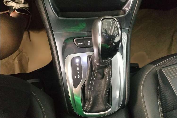 Used Buick Verano 2016 Hatchback 15S Automatic Leading Model
