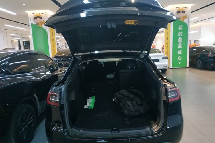 Used Tesla Model Y 2024 Long-Range All-Wheel-Drive Version