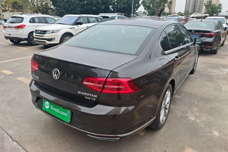 Used Volkswagen Magotan 2018 330TSI DSG Luxury Model

