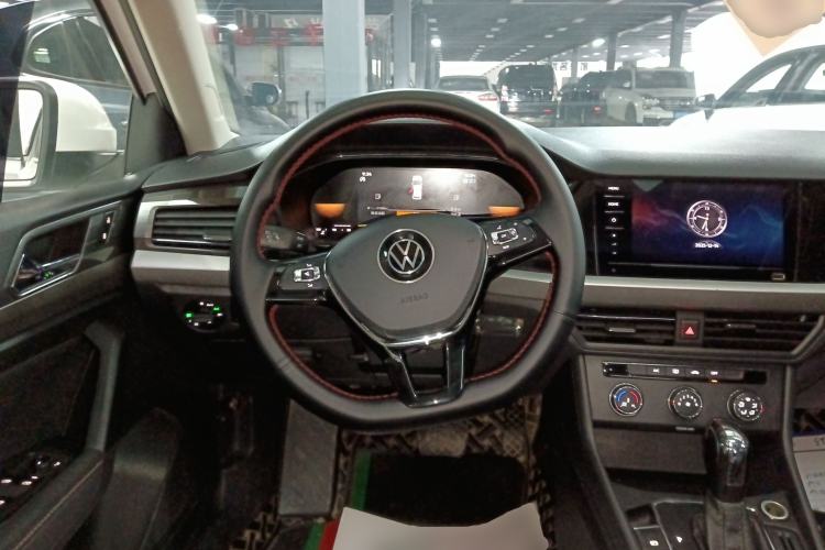 Used Volkswagen Lavida 2021 1.5L Automatic Comfort Edition
