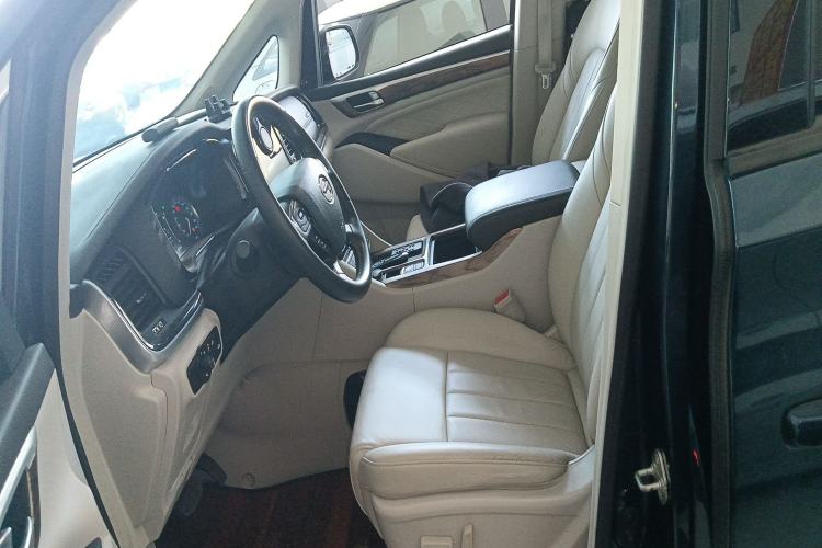 Used GAC Trumpchi M8 2020 390T Deluxe Edition
