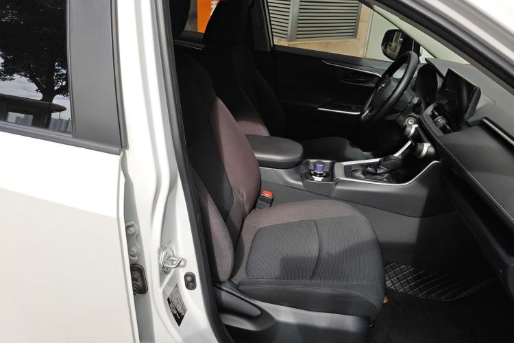 Used Toyota RAV4 2023 2.0L CVT Two-Wheel Drive Urban Edition
